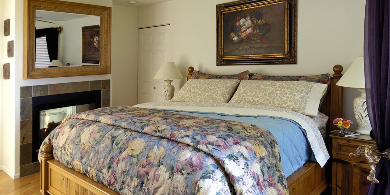 Colette'S Bed & Breakfast 포트앤젤레스 외부 사진